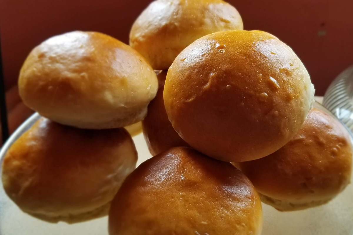 Easter Recipe: Massa Sovada, Portuguese Sweet Buns