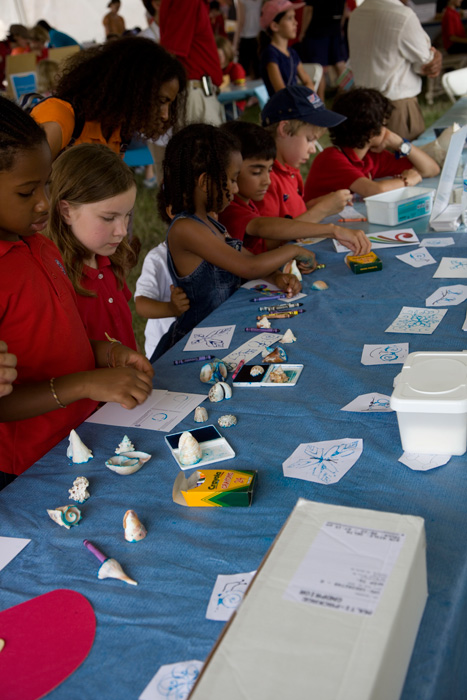 Family Activity Tent, 2010 Smithsonian Inside Out program. Photo by Francisco Guerra, Smithsonian Institution