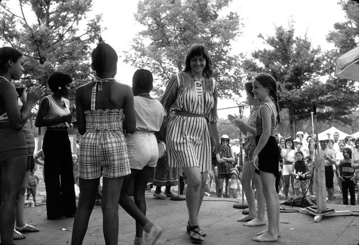 Kate Rinzler in the Children’s Area at the 1974 Festival of American Folklife.