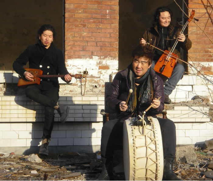 Ih Tsetsn will perform at the 2014 Smithsonian Folklife Festival.