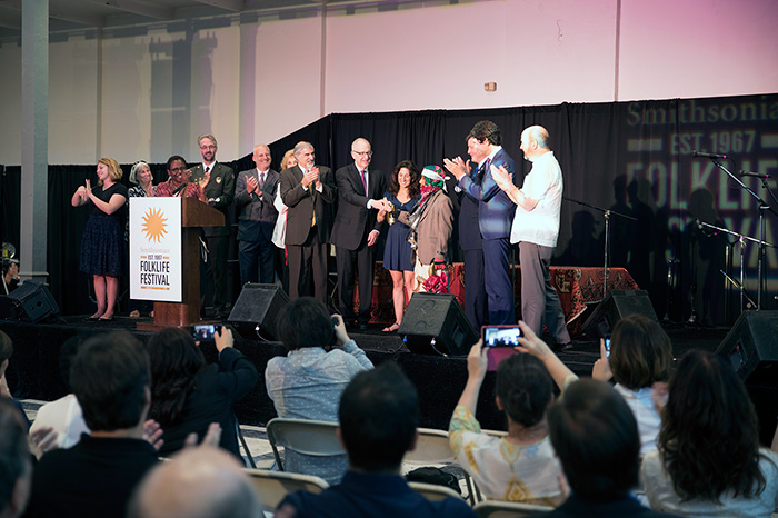 Smithsonian Secretary David Skorton, Congressman John Garamendi, artists from Basque country and California, and other Smithsonian representatives and partners officially opened the Festival by ringing the ceremonial bell. Photo by Francisco Guerra, Ralph Rinzler Folklife Archives