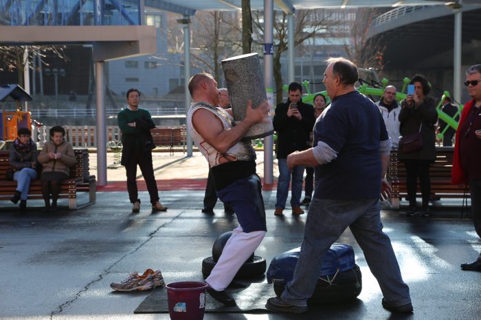 Stone lifting competition in Basque country. Photo by Cristina Díaz-Carrera