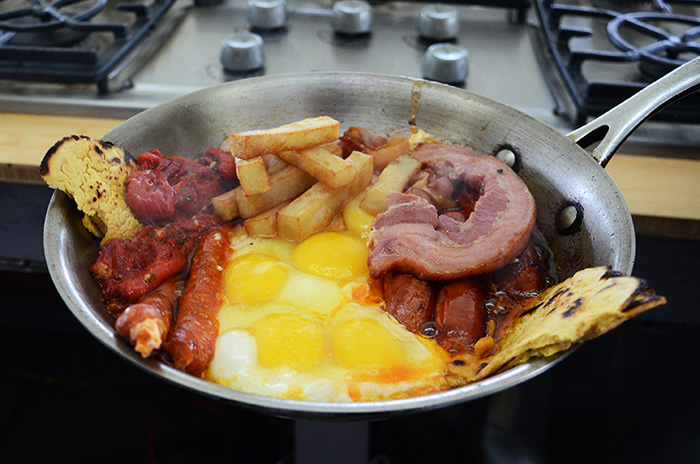 The Basque chefs cooked up a "Basque skillet," or <em>salt aneko</em>. They explained that this heavy dish could feed a group of Americans, but only one Basque! Photo by Ravon Ruffin, Ralph Rinzler Folklife Archives