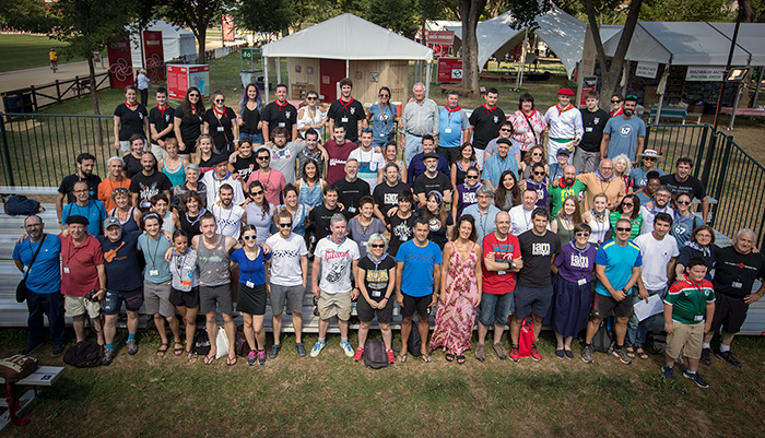 The morning began with a group photo of all the Basque participants. Tomorrow they fly home! Photo by Francisco Guerra, Ralph Rinzler Folklife Archives