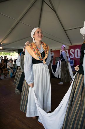 Gauden Bat is a Basque American dance group from Chino, California. Their name translated in Euskara to "let us be one." Photo by Francisco Guerra, Ralph Rinzler Folklife Archives